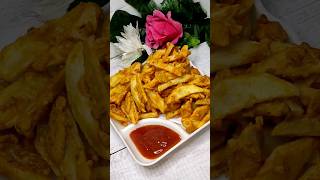 Village style Aloo ki pakodi || Aloo pakora  recipe || Besan ki pakodi #shorts