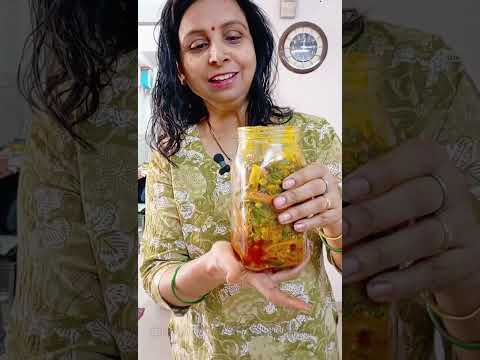 झटपट से बनने वाला गाजर मूली मिर्च का अचार जो सबको बहुत पसंद आएगा | Pickle Recipe | Mooli Gajar Mirch