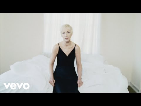 Annie Lennox - Dark Road (with Commentary)