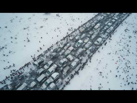 APOCALYPSE! Snowfall in South Africa, people stuck on the highway.