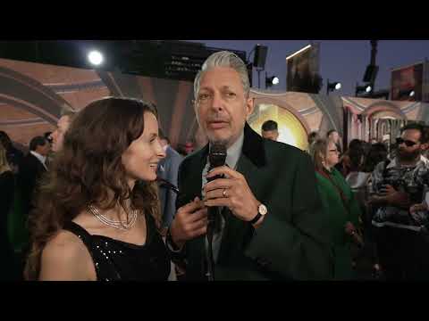 Wicked LA Dorothy Chandler Pavilion Premiere - itw Jeff Goldblum (Official video)