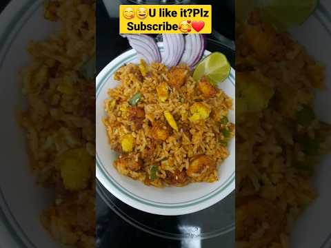 Chicken FriedRice😋😍 #viral #streetfood #easyrecipe #shorts #ytshorts #trending #yum #sowmikitchen123