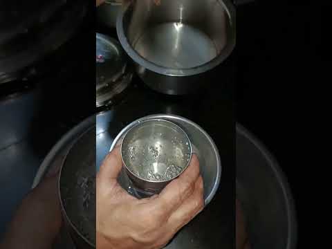 Indian housewife useful kitchentip#shortsfeed#kitchen#youtubeshorts#youtubeshortsviral #cookinghacks