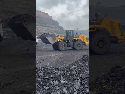 856 H MAX LIUGONG LOADER COAL MINING WORKING VIDEO #coalmining #mining #coal #video #liugong #shorts