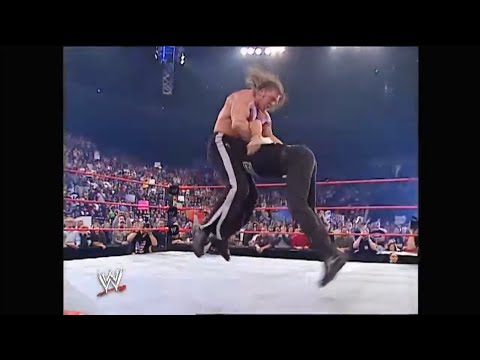 Shawn - Triple H talk & fight - RAW 11 November 2002