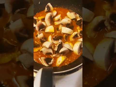 Mushroom and Cashew Masala #mushroom ##cashew #masala #foodblogger #viral #foodblogger #viralshorts