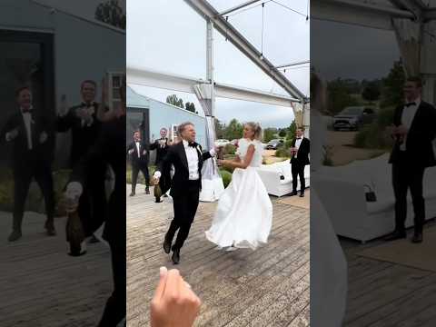 The Best Wedding Entrance Ever! | Legendary Moment @cathyburbridge