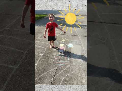 Sidewalk chalk ideas! Fun for kids who love space or things that fly! #sidewalkchalk