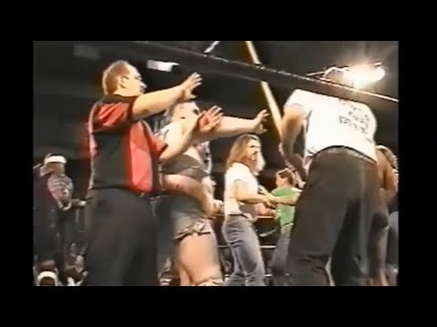 ECW "Fan Cam" Buffalo, NY (12/13/97)