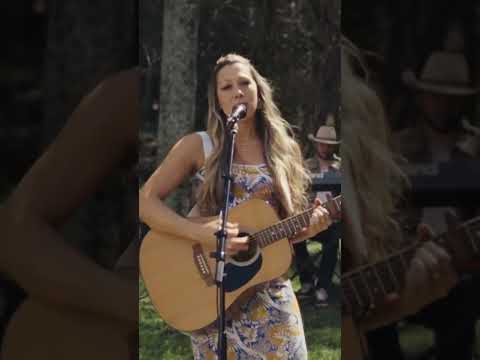 Thank you @kellyclarksonshow for featuring this performance 🥰💛 #LiveMusic #shorts #CountryMusic