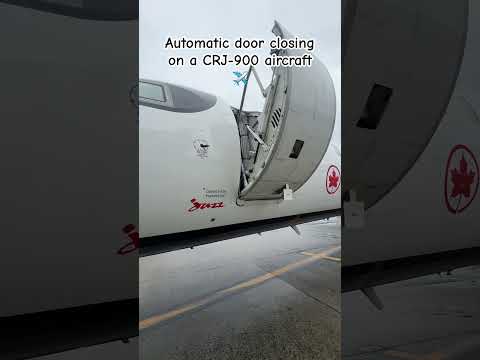 I love the airport ✈️🚪 #aviation #airplane #doors #flight