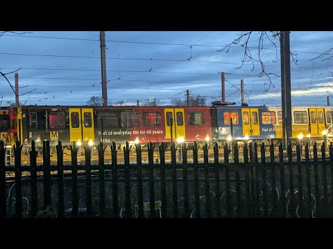 Advent Day 14, Tyne&Wear Metro Metrocar 4001 40 Years Of T&WM Liveryed Train At The T&WM SGDepot!🎅🎄🎁