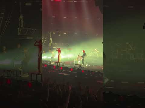 coldrain - RUNAWAY 【"HOMECOMING"LIVE AT NIPPON GAISHI HALL】