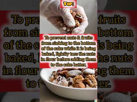 How to stop nuts sinking in a cake |Prevent Nuts and Dry fruits Sinking in Cake #shorts #ytshorts