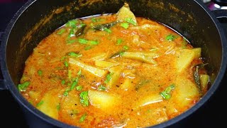 15 நிமிடம் போதும் உருளைக்கிழங்கு வச்சு இப்படி குழம்பு செய்ய | Potato Gravy | Kulambu Recipes Tamil