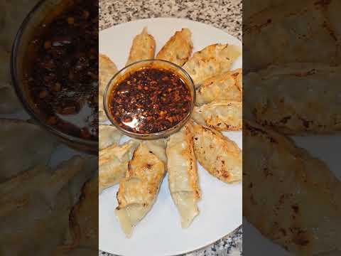 Dumplings and chili garlic sauce #foodie #dinnerideas #dumplings #shorts