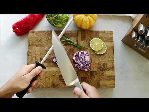 How to sharpen your kitchen knife with a steel?