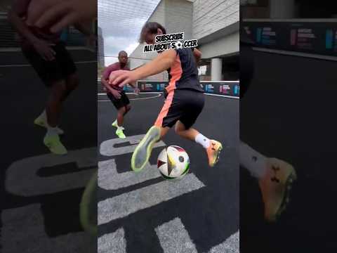 Crazy Football Skills #football #soccer #skills #footballskills #soccerskills #footballdrills #drill