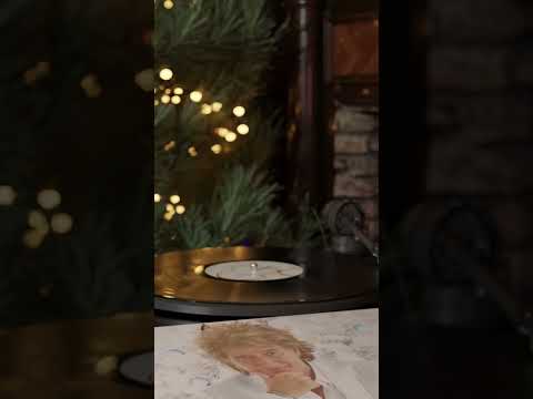 Rod Stewart – Merry Christmas Baby available on Vinyl!