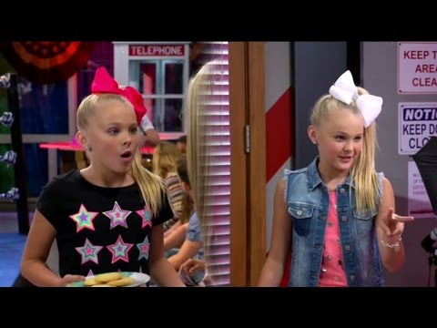 Jojo Siwa On Bizarrdvark | Disney Channel