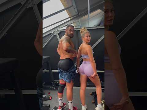 Sunday bunday #gym #gymworkout #couplesworkout #couplevlog #legday #legdayworkouts