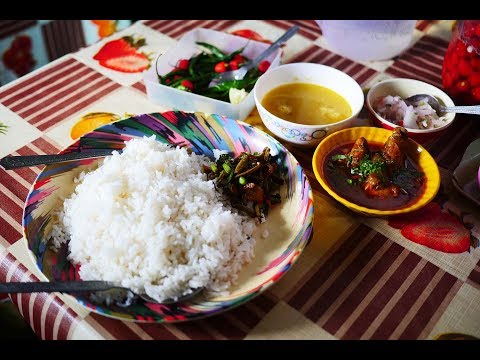 ヒマラヤ山脈の大地・ダージリンのインドカレー / お菓子屋のお姉さん手作りカレー