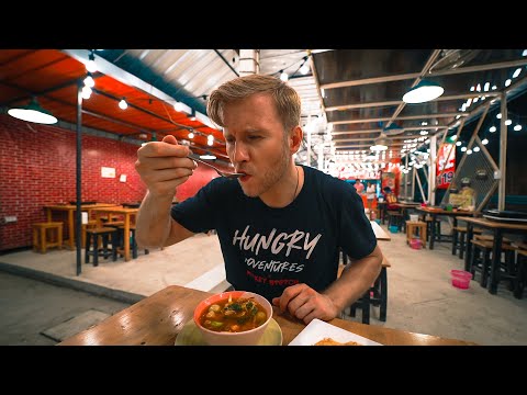 REAL Isan Food in Bangkok / Back to Motorcycle GARAGE / Night Market FUN in Thailand