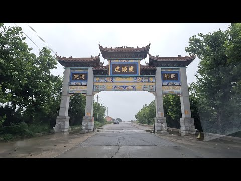 【山东•烟台】小渔村海域的海水很清澈，但是周边的垃圾也很多 Discover the Real China in 4K HDR