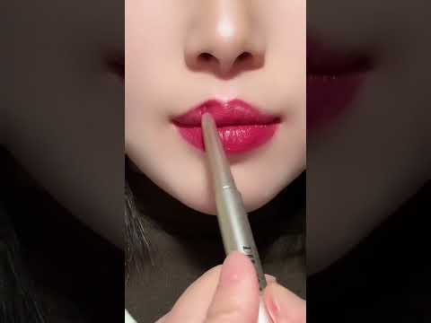 Lipstick Hacks: Achieving the Perfect Pout Every Time #makeup #makeuptutorial #tiktok #shorts #asmr