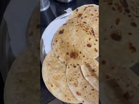 Morning breakfast चाय रोटी 😊 #trending #shortvideo #surat #indianfood #viral #food #amazing #roti