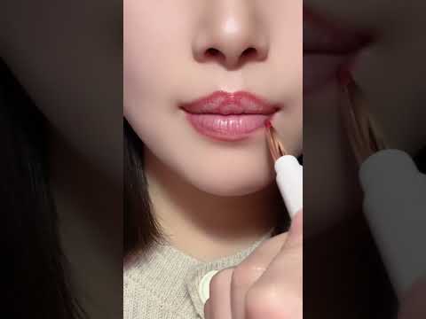 Kiss-Ready Lips: Easy Lipstick Techniques You Need to Know #makeup #makeuptutorial #tikok #shorts