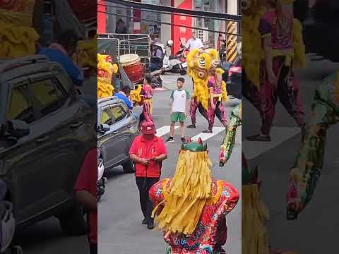 台灣民俗之……黑白無常-范謝將軍-今天在台中市太平樹孝路上盛大演出 2024-4-29  this is Taiwan 🇹🇼