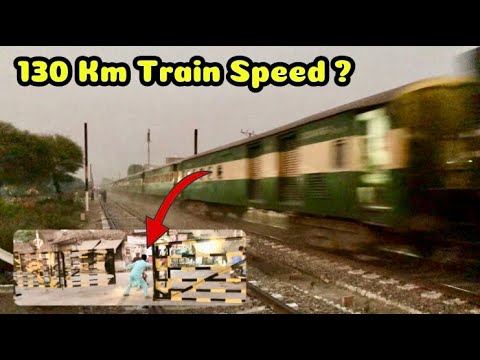 40 DN Jafar Express Train Yaha Se Guzer Te Howy Speed Check Karo “😡”