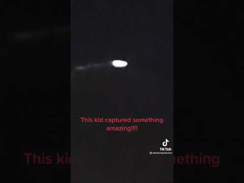 Kids captured the amazing ufo!