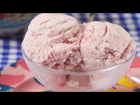 No Churn Strawberry Ice Cream Recipe Demonstration - Joyofbaking.com