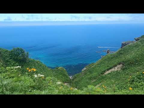 手が届きそうな雲、空より青い海【神威岬GoPro】