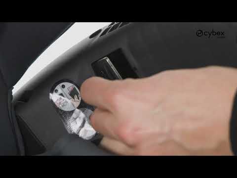 How to Attach the Impact Shield I Pallas B3 i-Size Car Seat I CYBEX