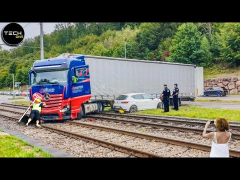 Dangerous Idiots Fastest Truck & Heavy Equipment Fails | Extreme Truck Idiots at Work #34