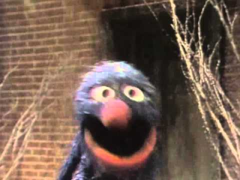 Classic Sesame Street - Grover tries to get warm