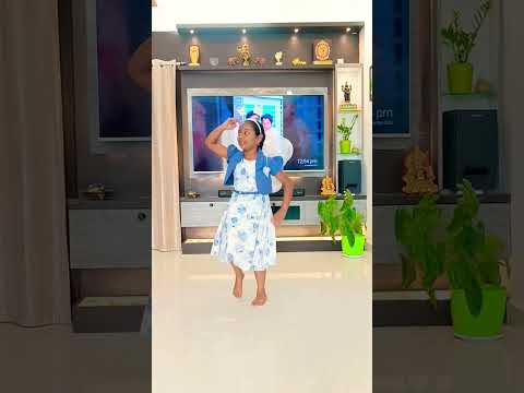 butterfly butterfly song 😍😍 🦋🦋 #butterfly #ytshorts #funnyvideo #dance #kids