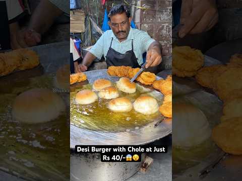 Desi Burger with Chole at Just Rs 40/-😱😵|| Indian Street Food