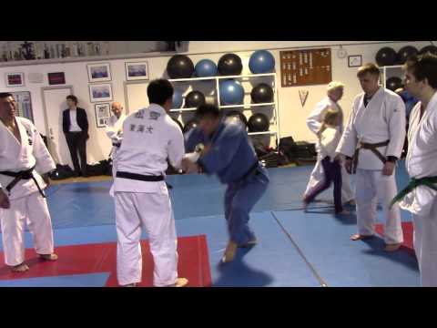 Tokai Univ Judo team members demonstrating Osoto Gari on a recent visit to the Washington Judo Club