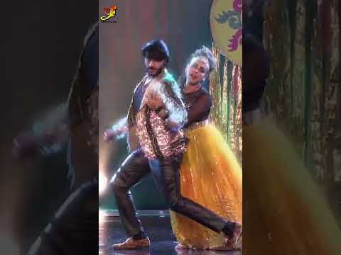 cooler kurti me laga lo gane par khesari,Pawan aur Chintu ne kiya romantic hit dance