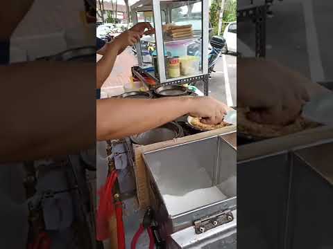 TRADITIONAL MALAY PANCAKE #shorts #youtubeshorts #streetfood #foodasmr #malaysianfood #johorbahru