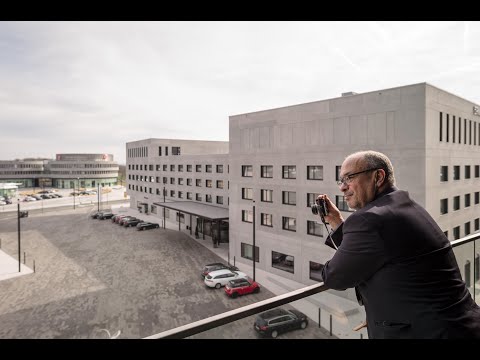 Dr. Kaufmann - 5 Questions on Leica Camera & Innovation | Leica’s Technology Flagship: New Leica SL2