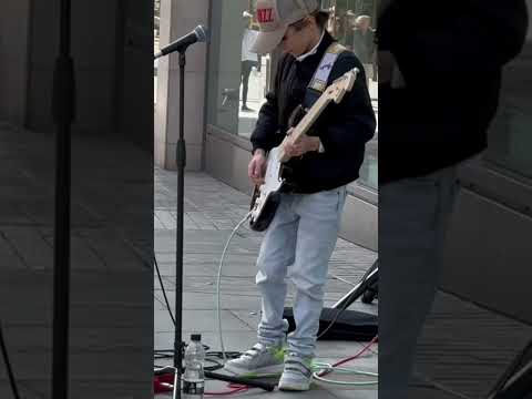 Toto - Africa #looping #looperpedal #8yearsold #africa #toto #80smusic #classic #guitar #solo #leo