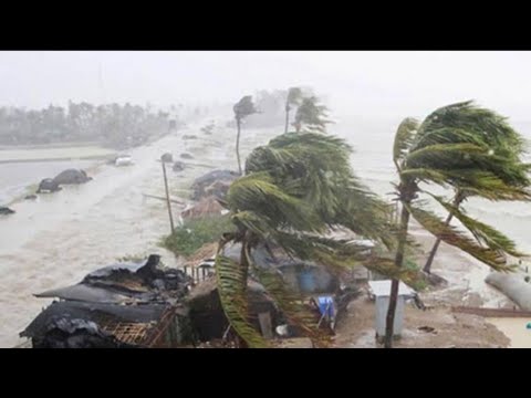 Brutal destruction in vanuatu! flood, big waves, cyclone judy & kevin hit port villa