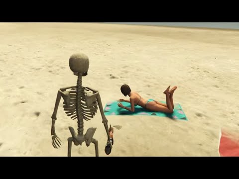 Skeleton Man Spotted on the Beach in GTA 5 – Shocking Discovery!