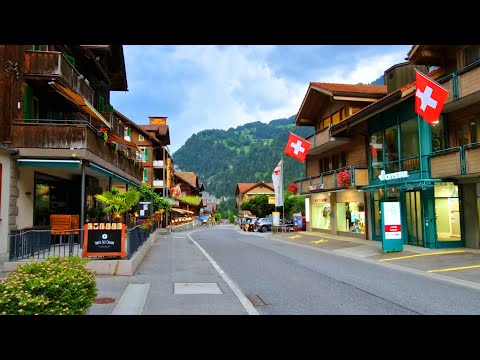 Colorful Drive in Lauterbrunnen | Switzerland