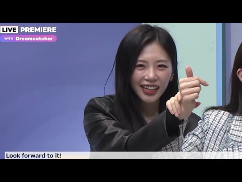 Dreamcatcher making fun of Jiu's🐰 finger heart